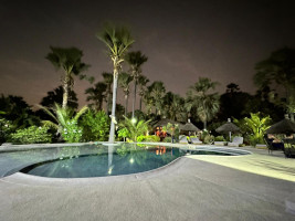 piscine - la Palmeraie de Ngor - Hotel Yayeme
